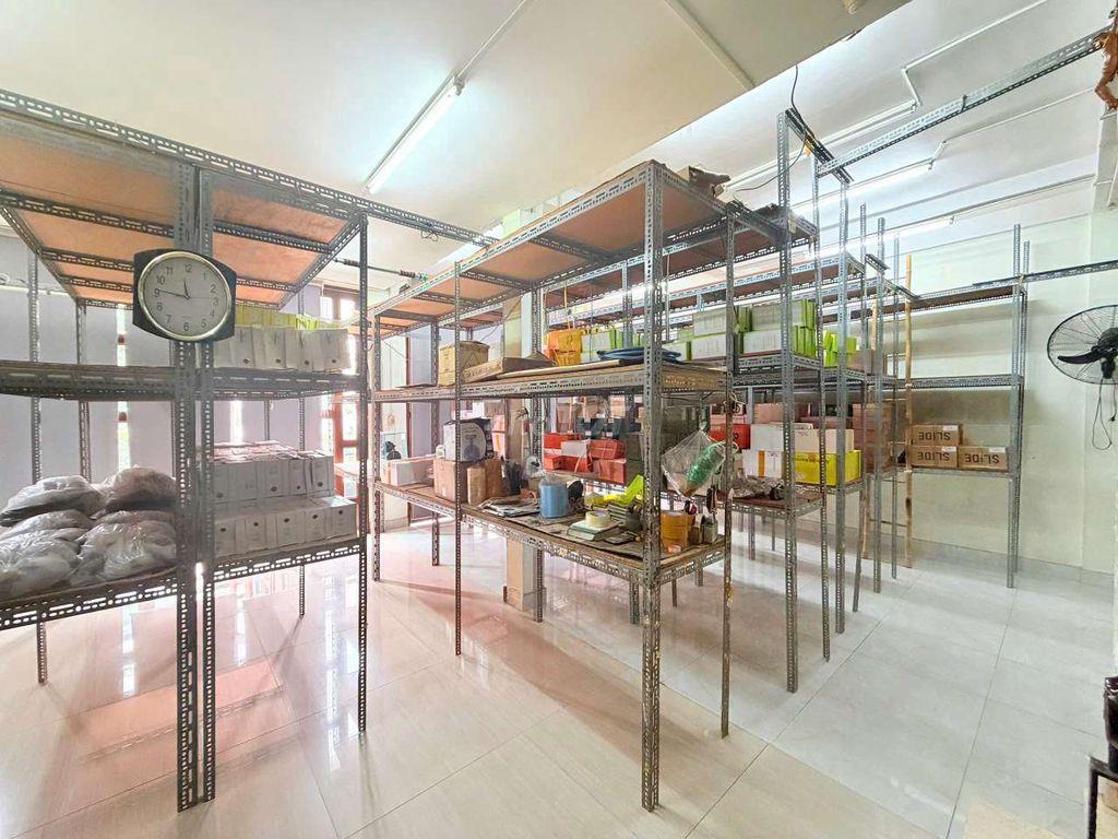 Bán nhà 2 căn liền kề(từ lầu 2 đã thông tầng)