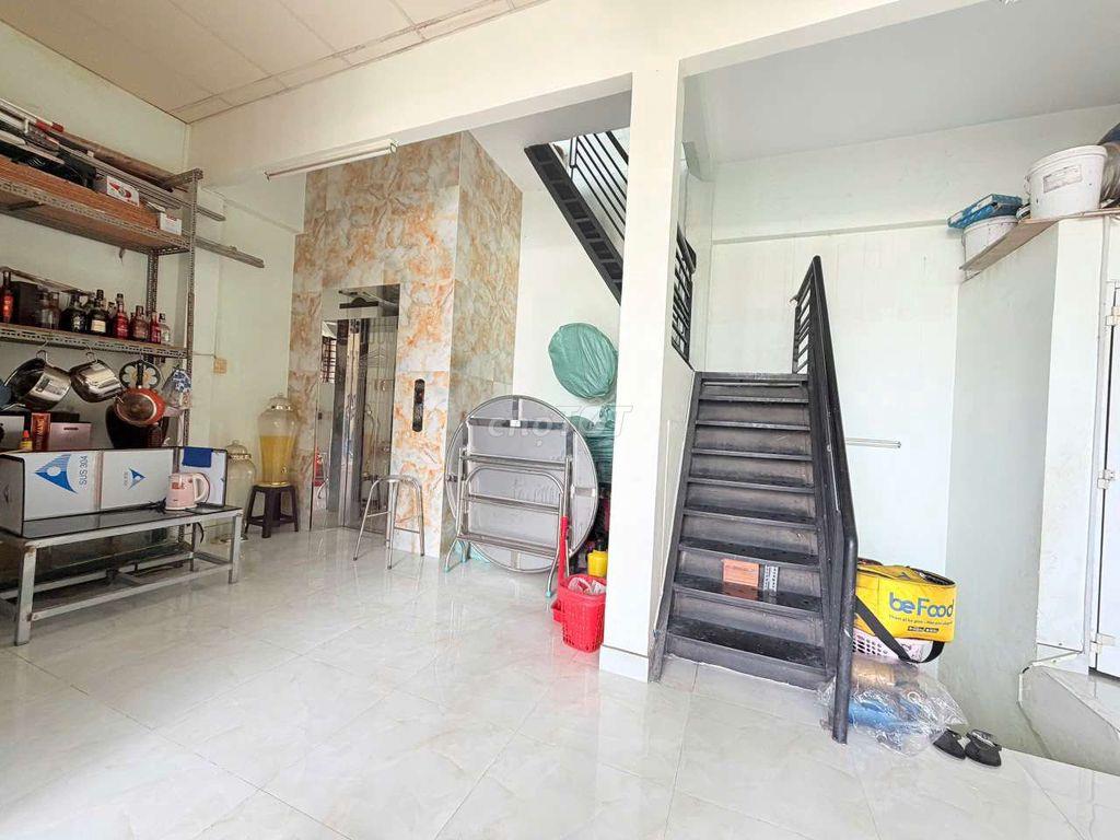 Bán nhà 2 căn liền kề(từ lầu 2 đã thông tầng)