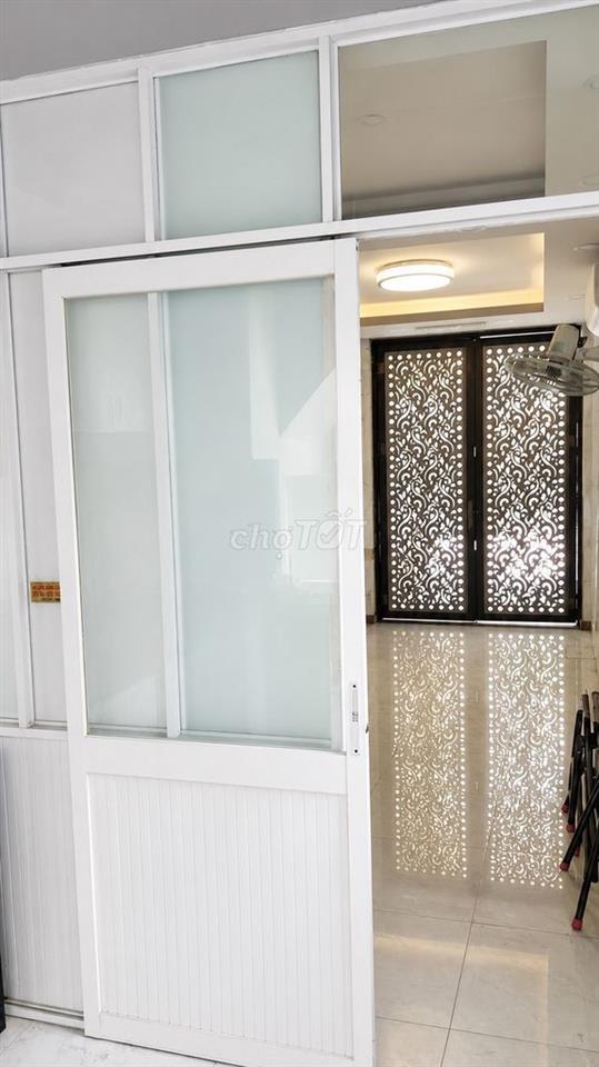 Bán nhà 2 MẶT TIỀN, kinh doanh thuận lợi, số 672 Nguyễn Trãi P11 Q5 
