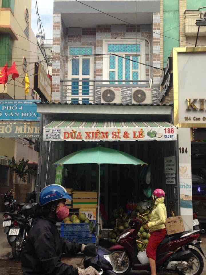 cần bán nhà 2 mặt tiền