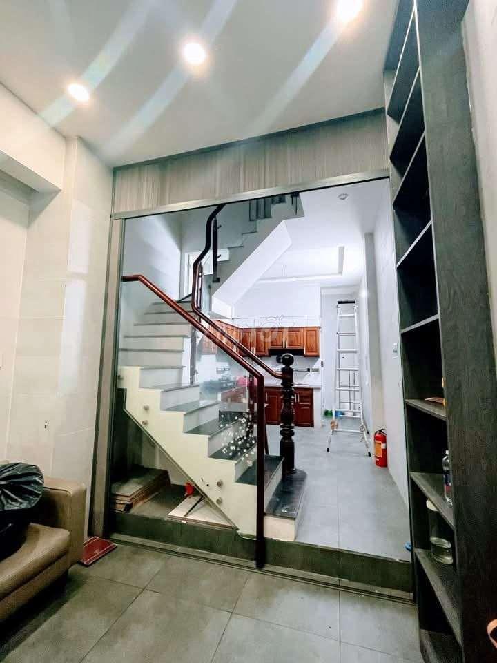 nhà thuê