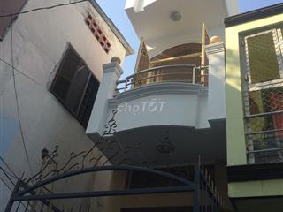 Nhà cho thuê đường An Bình, Q5, giá 15tr/ tháng