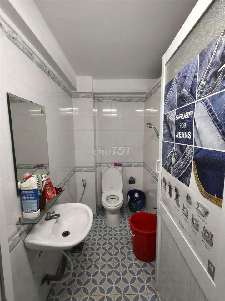Nhà mặt tiền đường kinh doanh khu bình phú