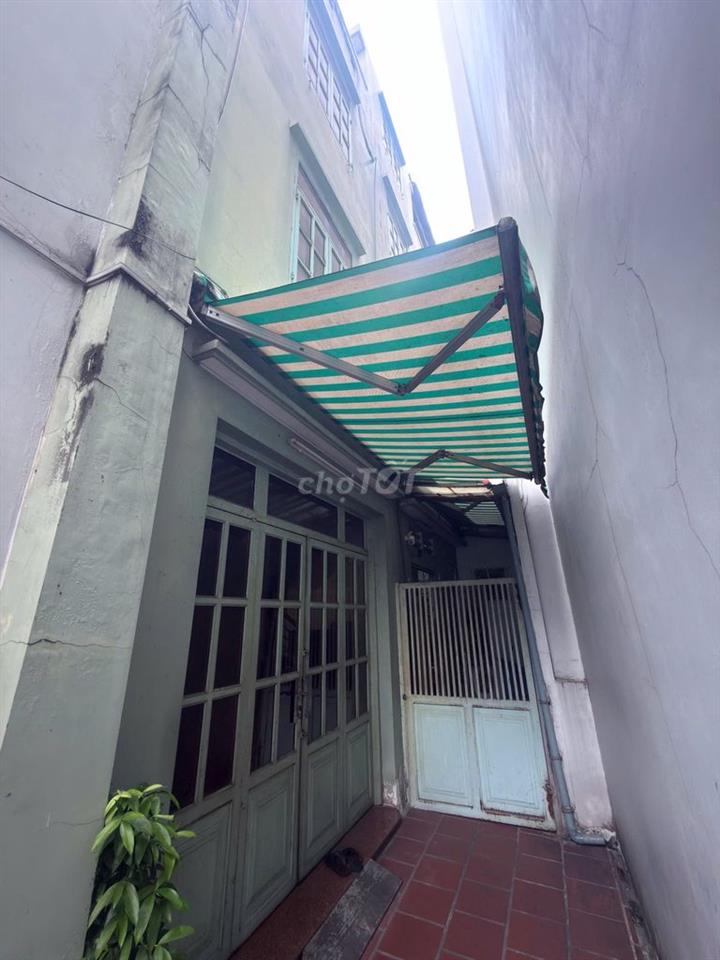 Cho thuê nhà nguyên căn trung tâm Q5 (Trần Bình Trọng)