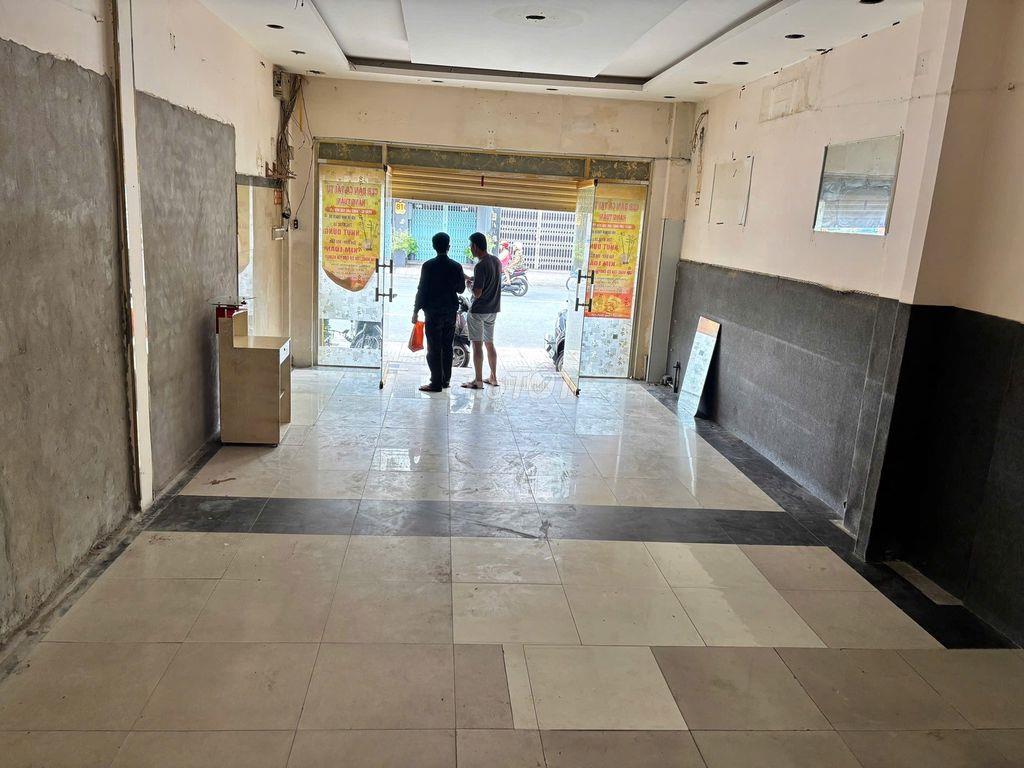MT Trần Hưng Đạo (Nguyễn Tri phương) P7, Quận 5 TPHCM. 5×20 TRỆT + LẦU