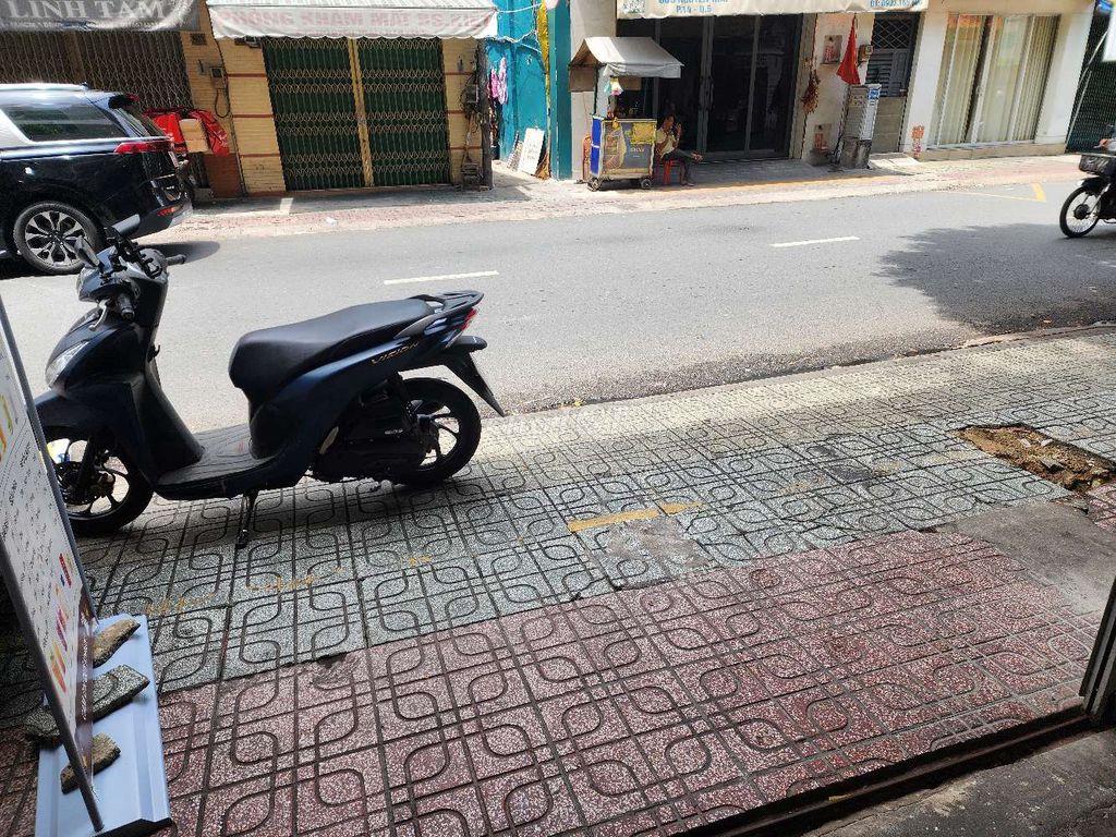 share mb vỉa hè bán đồ ăn sáng nhẹ