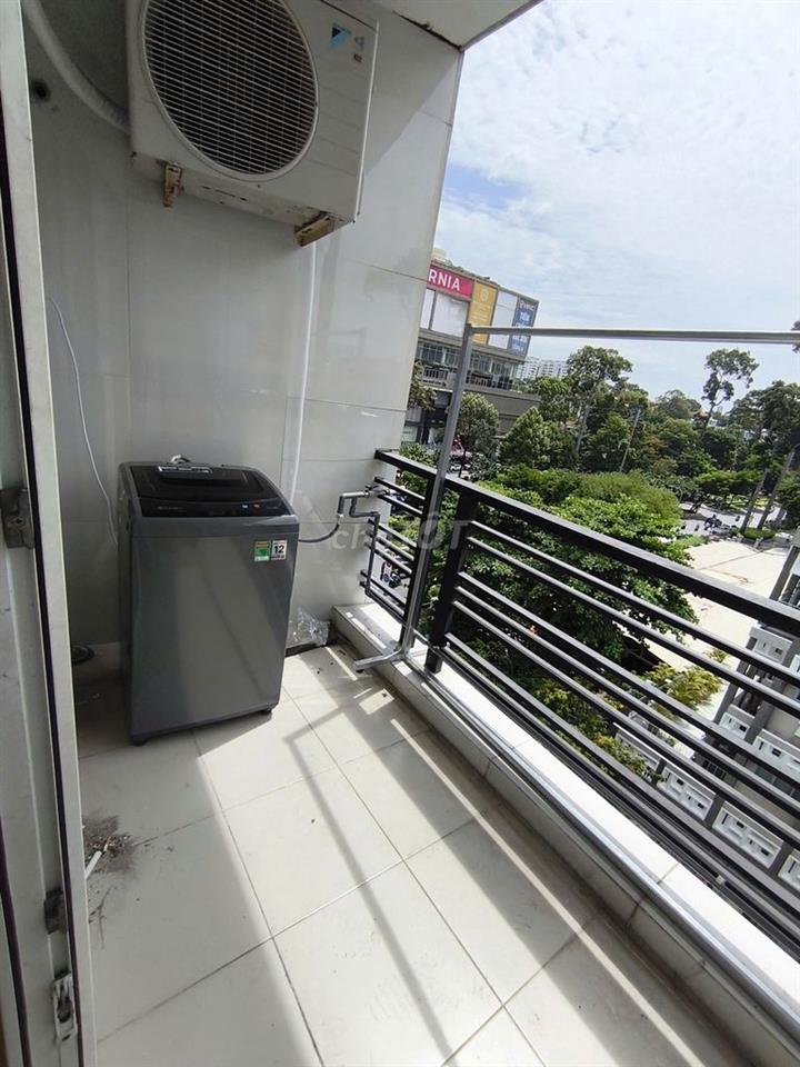 KTX NGAY TRUNG TÂM QUẬN 5