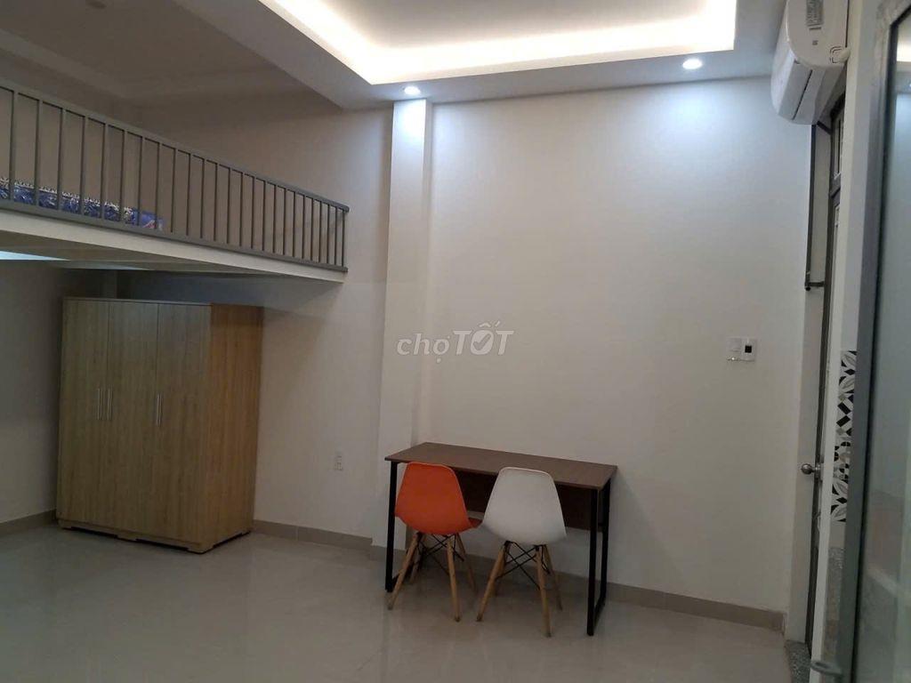 FULL NỘI THẤT GIÁ SV 35M2 BAN CÔNG NGAY TRUNG TÂM Q7