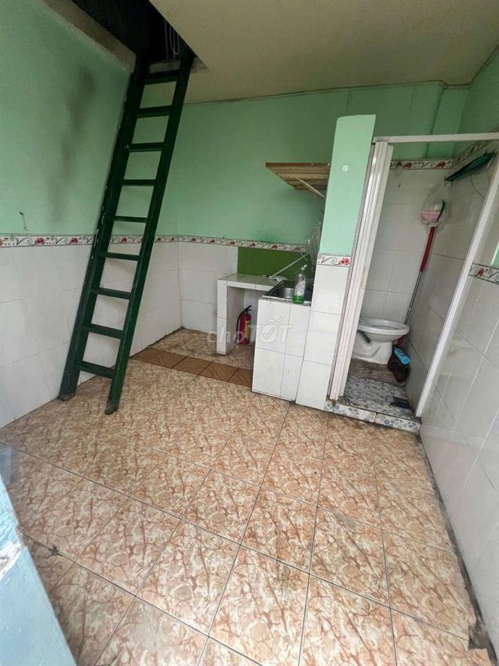 Phòng cho thuê 10 -16m2,nguyên tri phuong f5q5