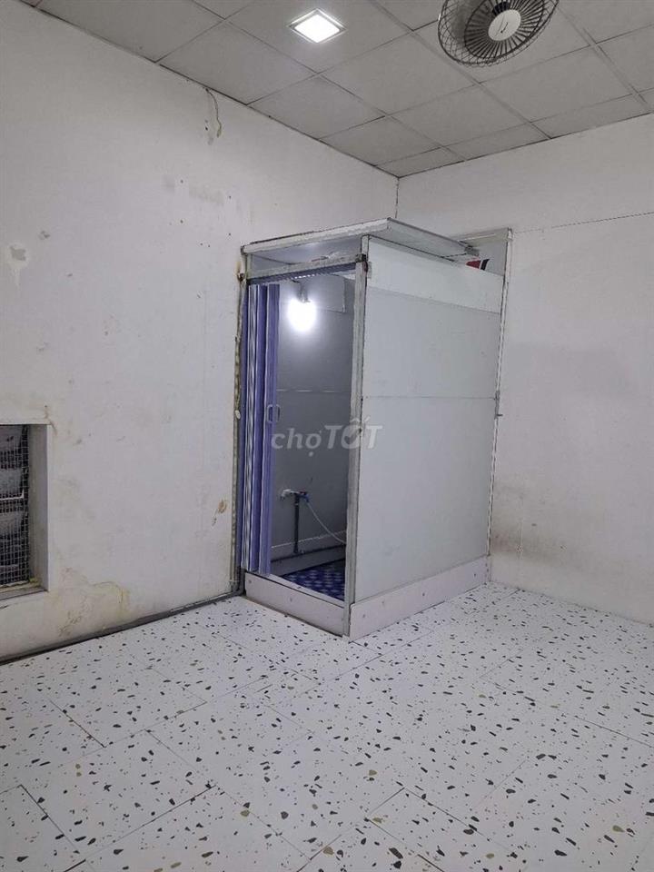 Cho thue phog tro 800-1tr5,chinh chu,