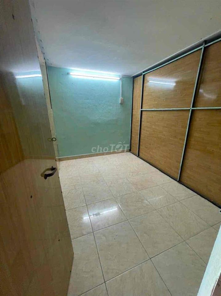 mặt tiền trung cư an bình lầu 2  ,số 10 an hình p5 Q5