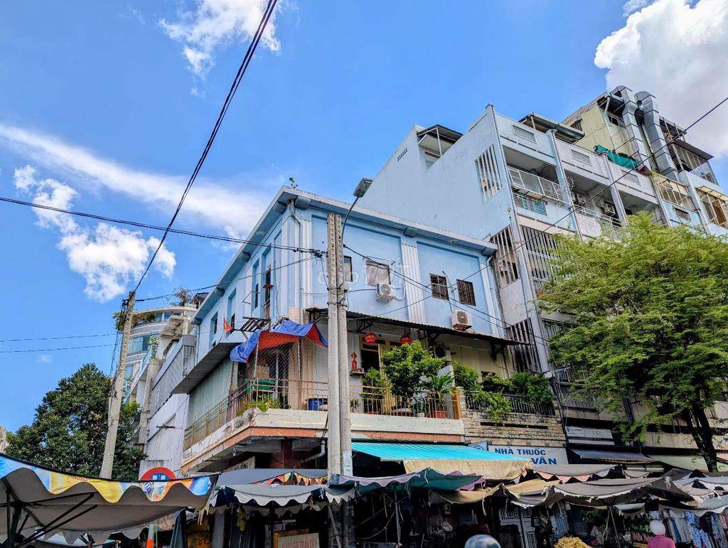 Phòng rộng có máy lạnh, 2 cửa sổ thoáng, gần Q1 – Chỉ 4 triệu
