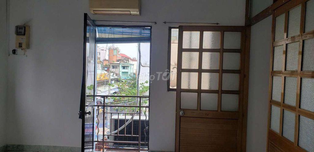 Cho thuê phòng máy lạnh – Góc 2 mặt tiền– Từ 2,5 triệu