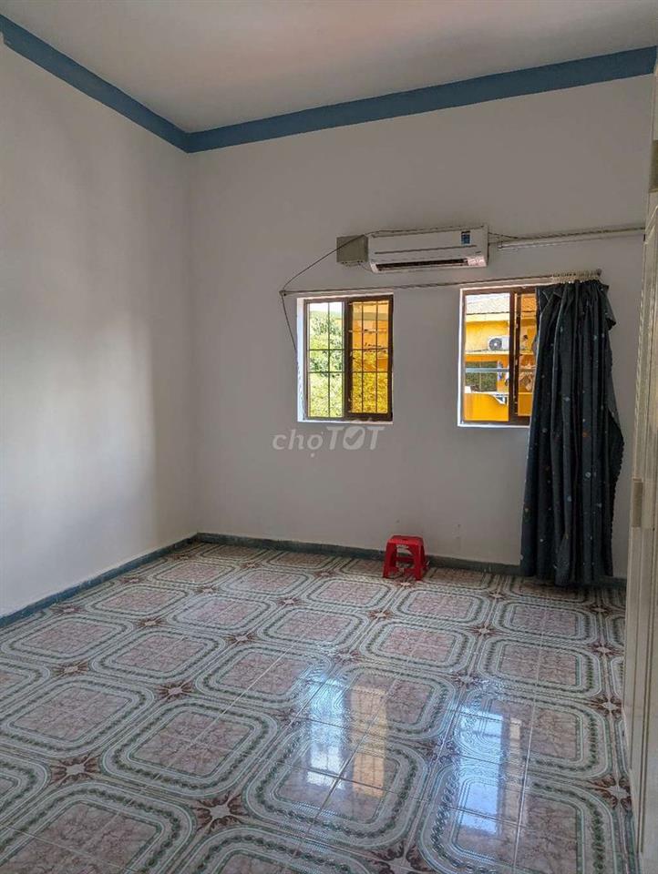 Cho thuê phòng máy lạnh – Góc 2 mặt tiền– Từ 2,5 triệu
