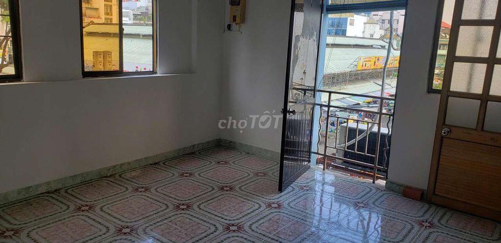 Cho thuê phòng máy lạnh – Góc 2 mặt tiền– Từ 2,5 triệu