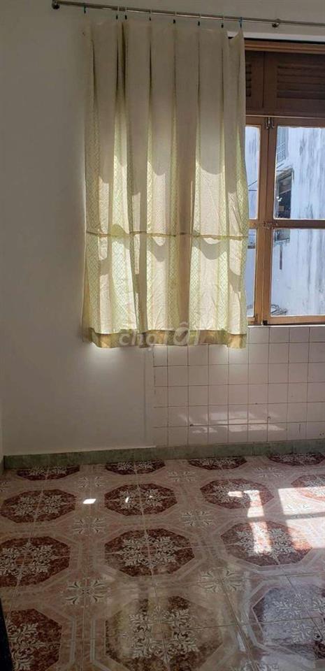 Cho thuê phòng máy lạnh – Góc 2 mặt tiền– Từ 2,5 triệu