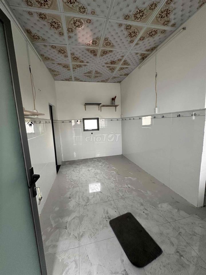 Căn hộ mới xây thoáng mát sạch đẹp, phù hợp cho hộ gia đình nhỏ 3-4 ng