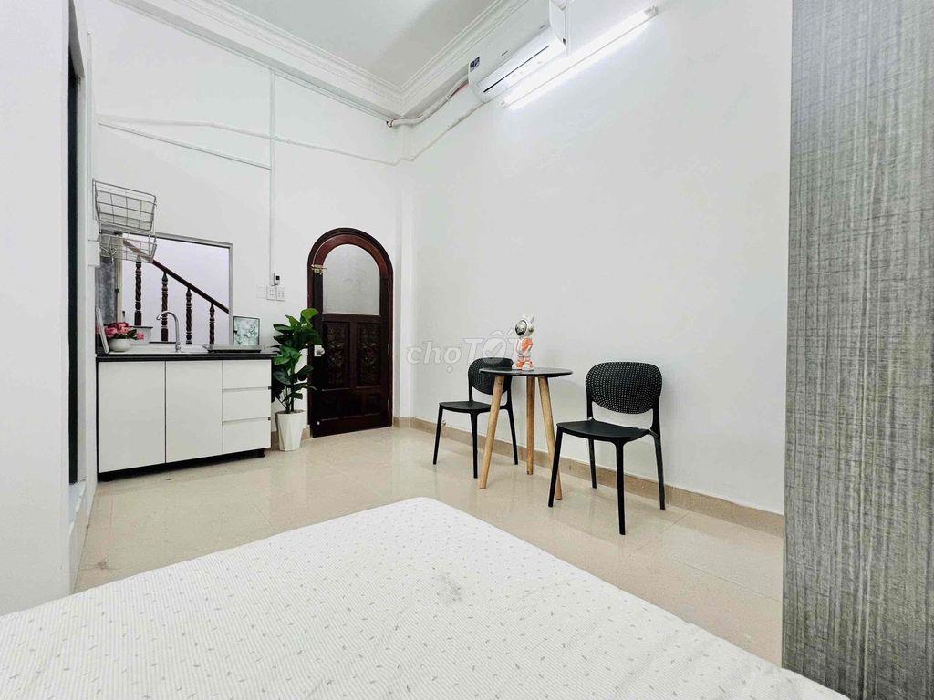 CĂN HỘ GIÁ RẺ FULL NỘI THẤT GẦN Q5 ĐẠI HỌC Y DƯỢC, ĐH MỞ, UEH CƠ SỞ B
