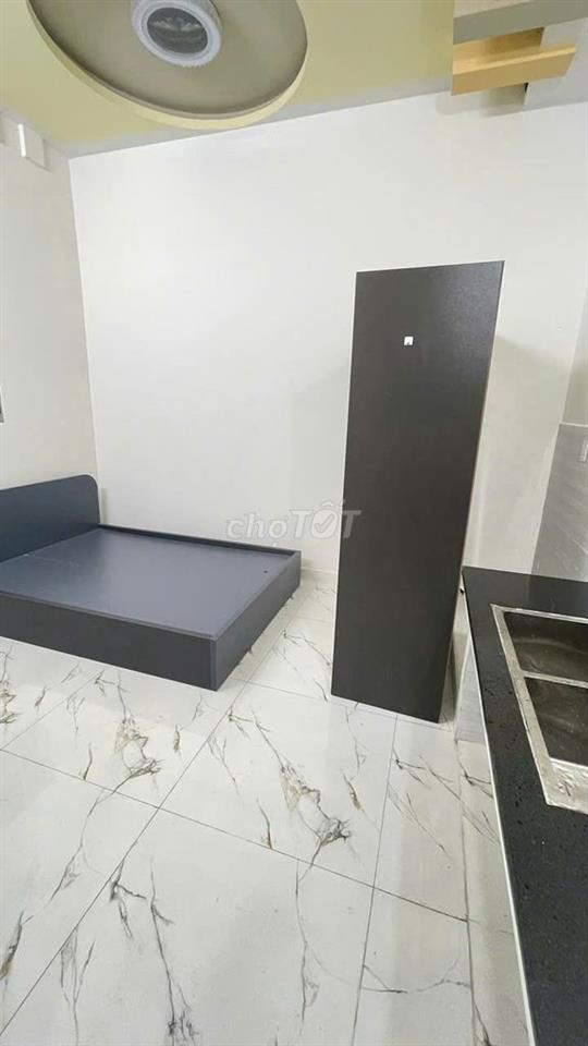 Q6 TRỐNG SẴN ĐANG CHO THUÊ GIÁ TỐT NHÀ CÓ THANG MÁY