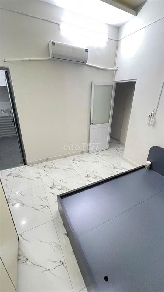 Q6 TRỐNG SẴN ĐANG CHO THUÊ GIÁ TỐT NHÀ CÓ THANG MÁY