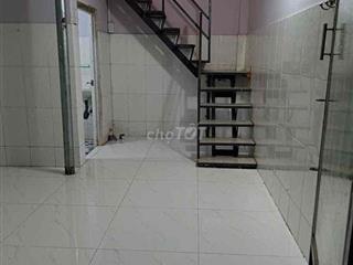 Cho thuê phòng trọ gần siêu thị Mega, ngã tư địa chất