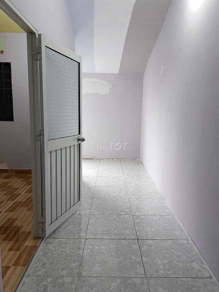 Cho thuê phòng trọ gần siêu thị Mega, ngã tư địa chất
