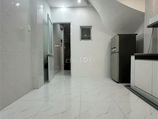 Phòng 3tr6 Nguyễn Trãi trung tâm (Q5) giá rẻ