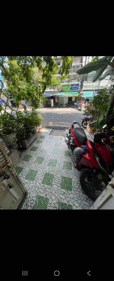 Q6 cần bán Chung cư Bình Phú tầng trệt