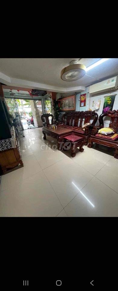 Q6 cần bán Chung cư Bình Phú tầng trệt