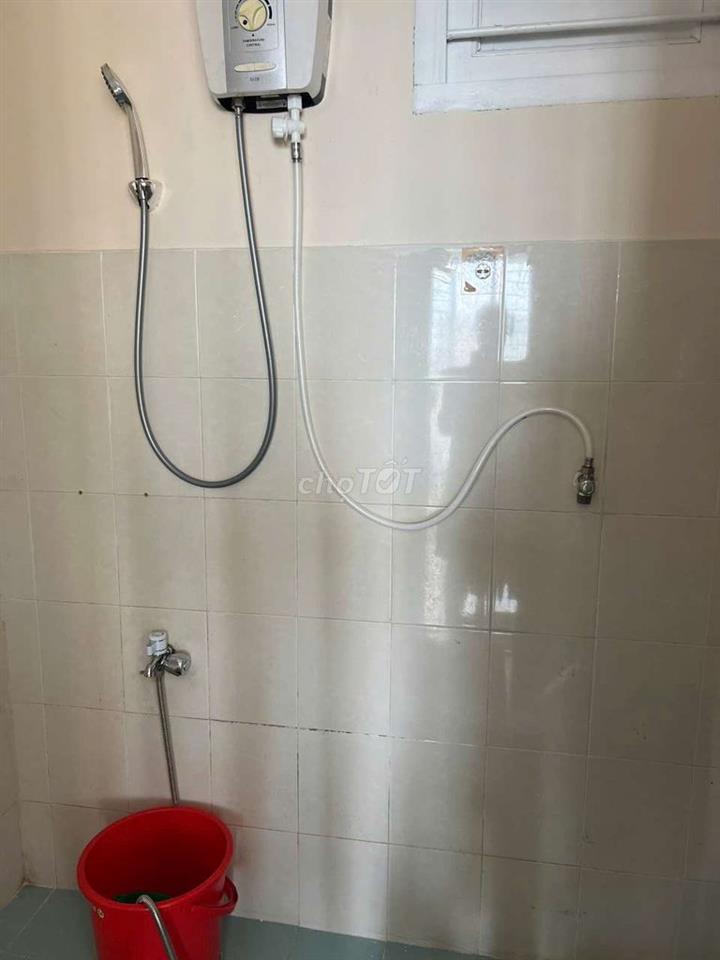 Bán chung cư thang bộ tầng 5 Lý Chiêu Hòabg