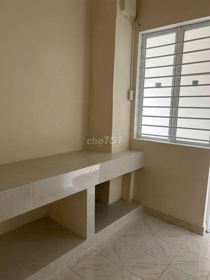 Bán chung cư thang bộ tầng 5 Lý Chiêu Hòabg