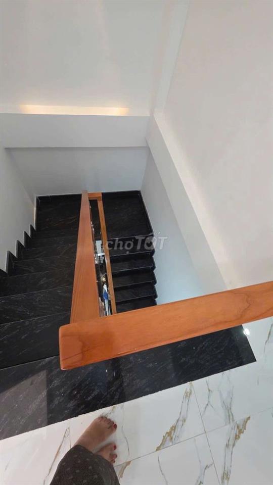 Bán nhà mới đẹp cư xá A P12 Q6 