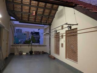 Bán biệt thự hẻm ô tô Lạc Long Quân