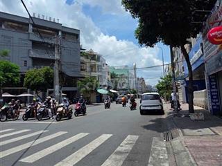 Bán nhà mặt tiền đường Chợ Lớn 