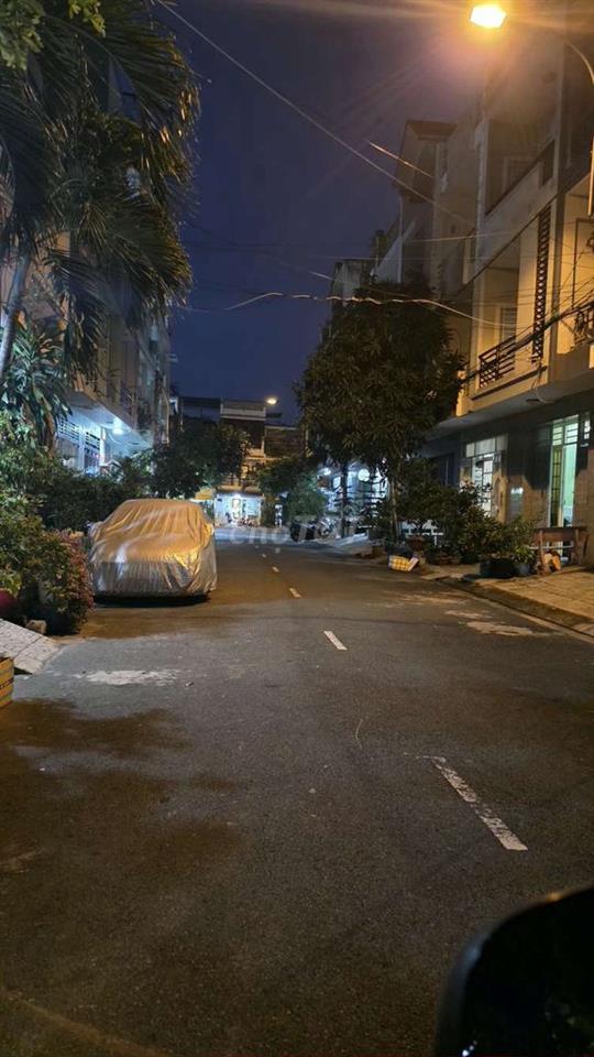 Nhà đường nội bộ khu Bình Phú 2