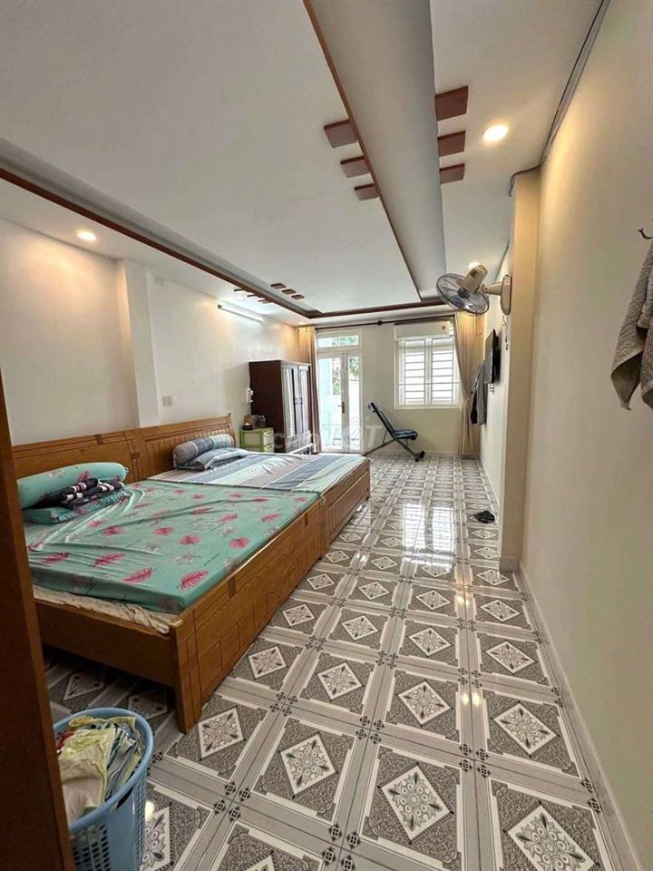 Bán nhà 4 x20 đường nội bộ P10 Q6