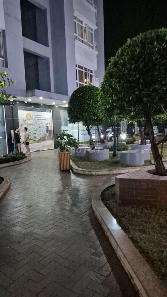 Càn bán gấp căn hộ góc 2pn 99m2 tại Himlam Chợ Lớn. Sổ hồng đẹp.