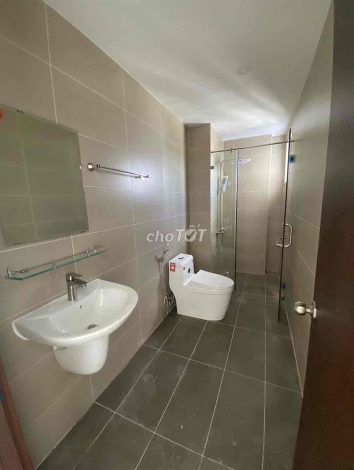Cho thuê căn hộ 3pn, 2wc: có rèm, 3 máy lạnh