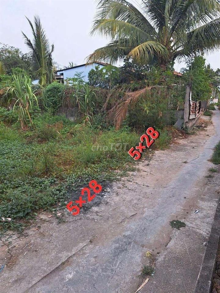 Chính chủ cần bán đất Bến Lức
