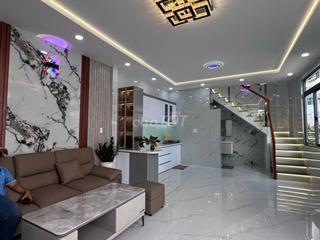 NHÀ MỚI 100% Ô TÔ TỚI CỬA NÉ NHAU ĐƯỜNG PHẠM PHÚ THỨ Q6