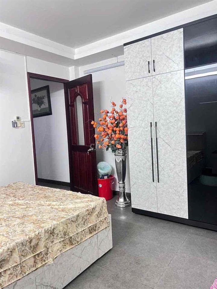 MẶT TIỀN ĐƯỜNG LÊ VĂN HUÂN - TÂN BÌNH - ĐỐI DIỆN CÔNG VIÊN
