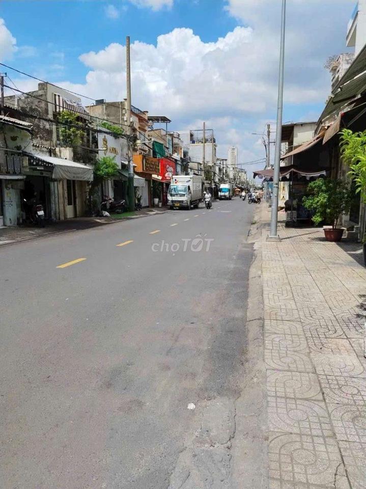 BÁN NHÀ TRUNG TÂM QUẬN. 6. ĐƯỜNG BÃI SẬY. P.4. Q.6..