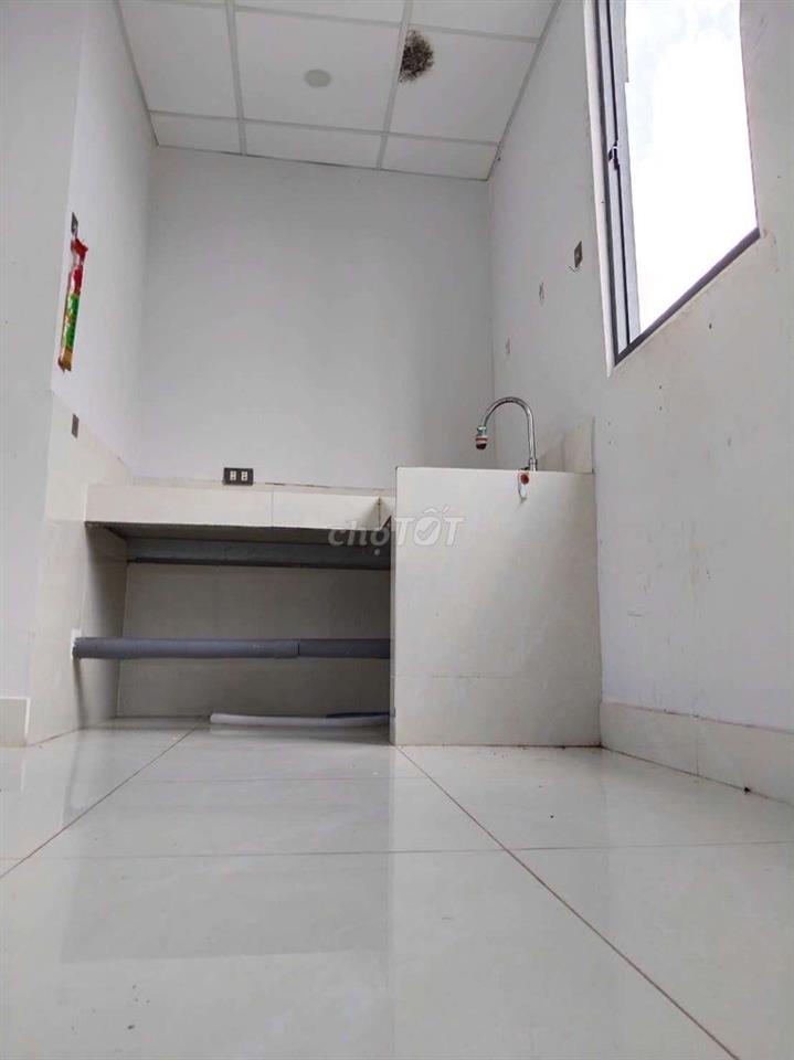 CHO THUÊ NHÀ NHỎ NIMI.  TRUNG TÂM. Q.6