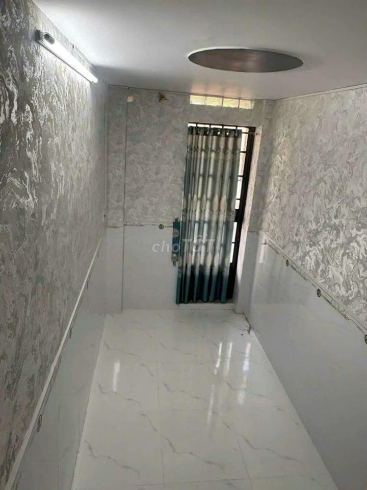 BÁN NHÀ TRUNG TÂM. QUẬN. 11