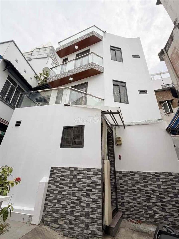 Hẻm 48 Hoàng Lê Kha, Q6 Giá chỉ 3T190