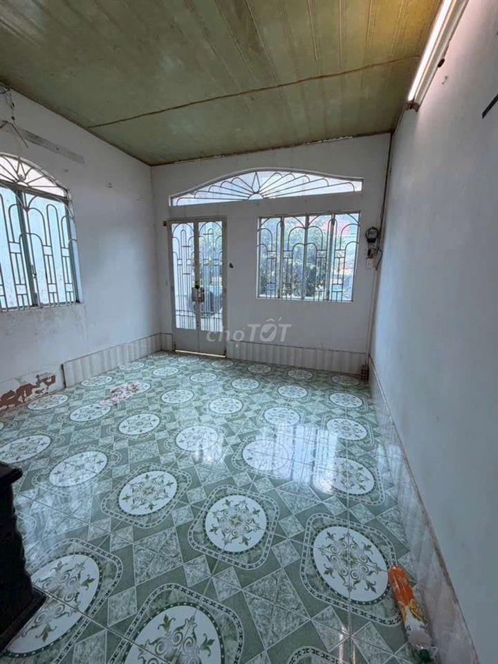 Bán hoặc cho thuê nhà ngan 6x20 lò gốm Q6