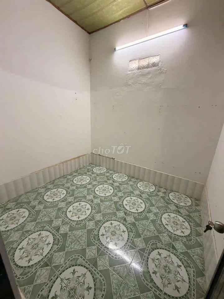 Bán hoặc cho thuê nhà ngan 6x20 lò gốm Q6