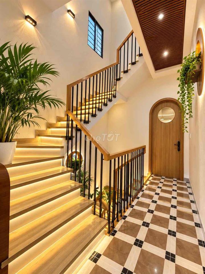 CHỦ CẦN SANG GẤP NHÀ NGAY TRUNG TÂM PHÚ LÂM