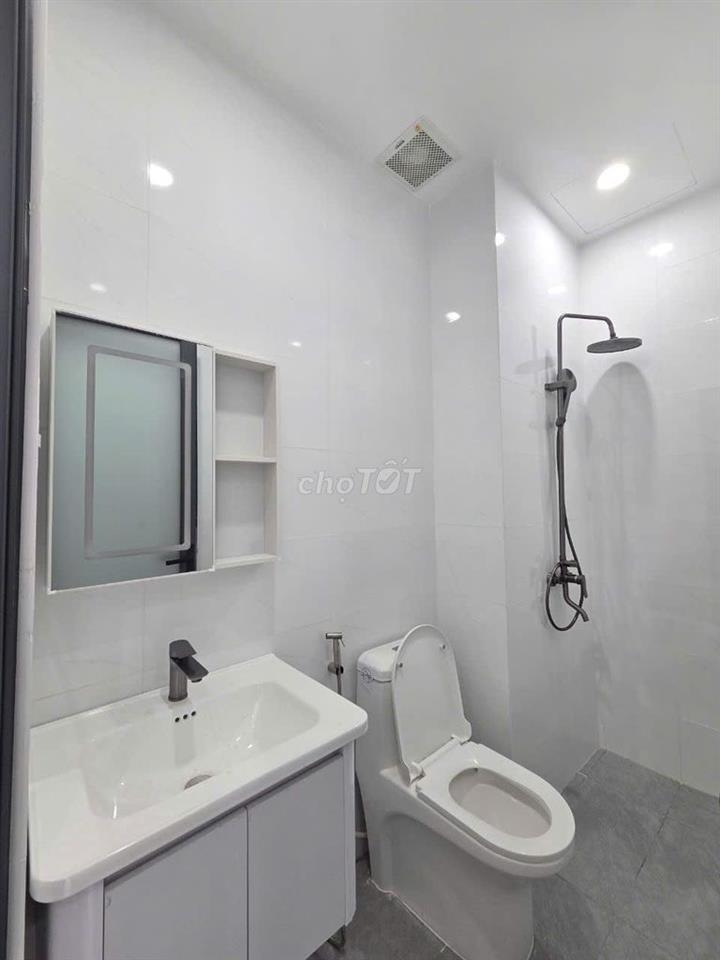 🔥 MẶT TIỀN GIA PHÚ – NHÀ MỚI 100% – CÓ THANG MÁY – 23 TỶ 🔥