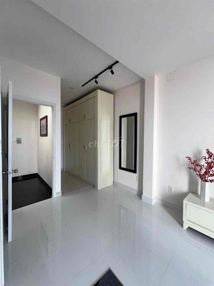BÁN NHÀ CAO THẮNG QUẬN 10 - NGANG 5,3M - HẺM XE HƠI